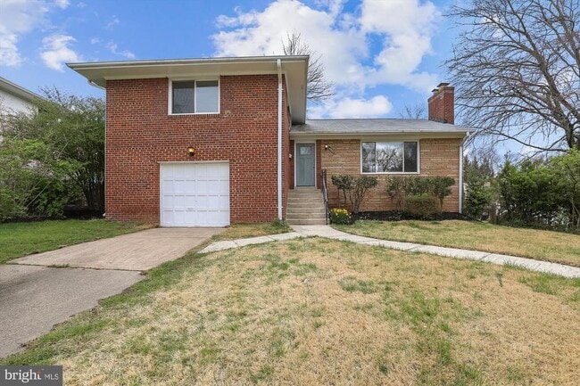 Building Photo - 4503 Traymore St