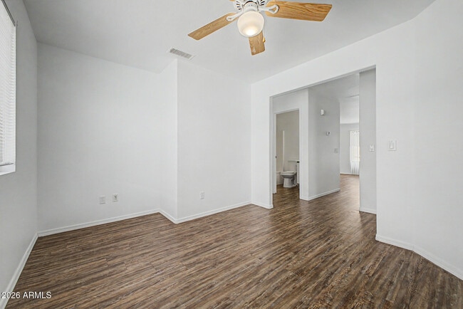 Building Photo - 16712 N 160th Ave