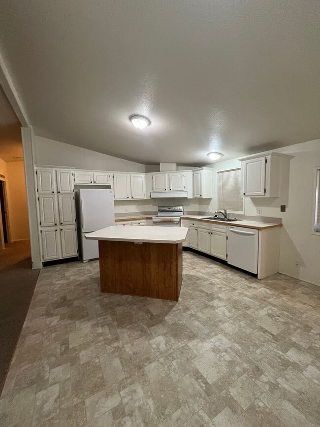 Building Photo - 3-Bedroom 2-Bathroom home in Thurston