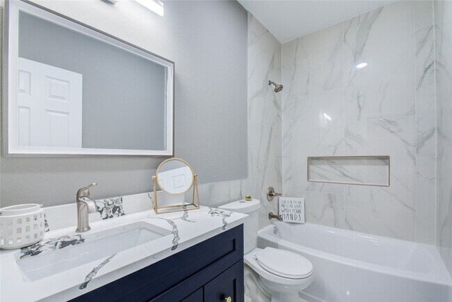 Building Photo - 1764 Rd 5722