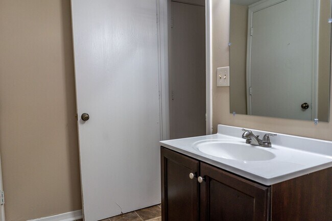 Building Photo - 4501-4503 Millbrook Dr.