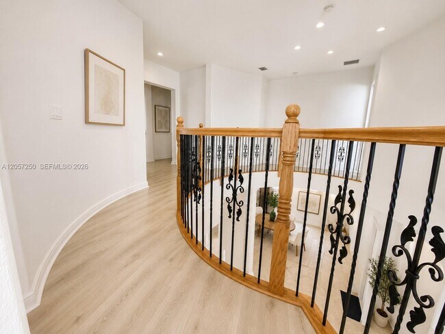 Building Photo - 7833 SW 194th Terrace
