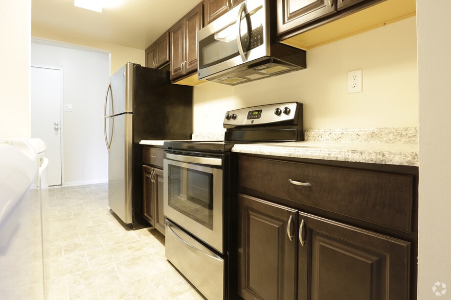 Aspen 3 Maryland Cir Whitehall PA 18052 Apartment Finder