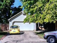 Building Photo - 3904 S Espana St