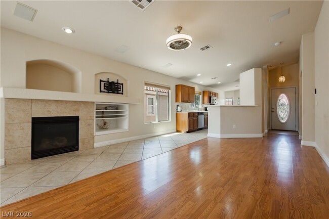 Building Photo - 6704 Arctic Breeze St