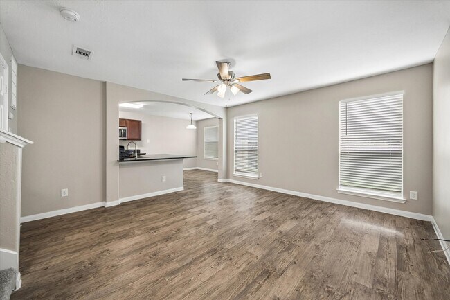 Building Photo - 15510 Kiplands Bend Dr