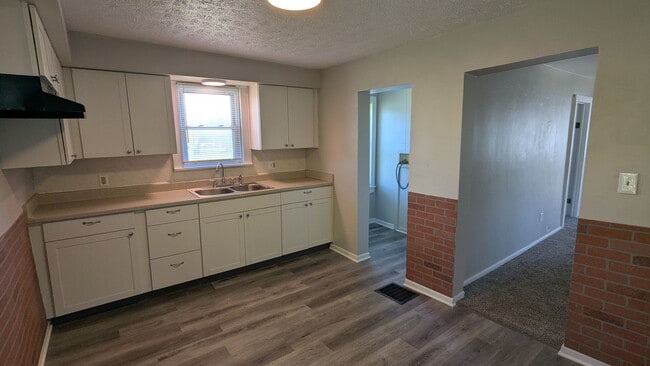 Building Photo - Welcome to this newly renovated, 4-bedroom...