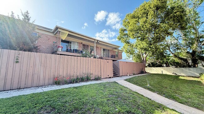 Building Photo - Timeless Charm Meets Modern Living — A 2BD/2BA Casselberry Gem You’ll Fall In Love With! WASHER &...