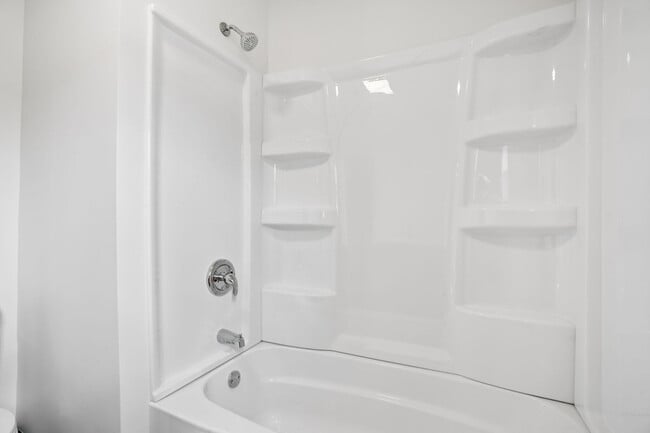 Building Photo - 5039 26th Ave