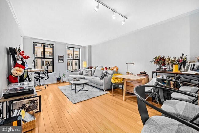 Building Photo - 631 D St NW