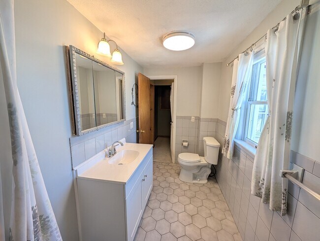 Building Photo - 20 Fairmount St