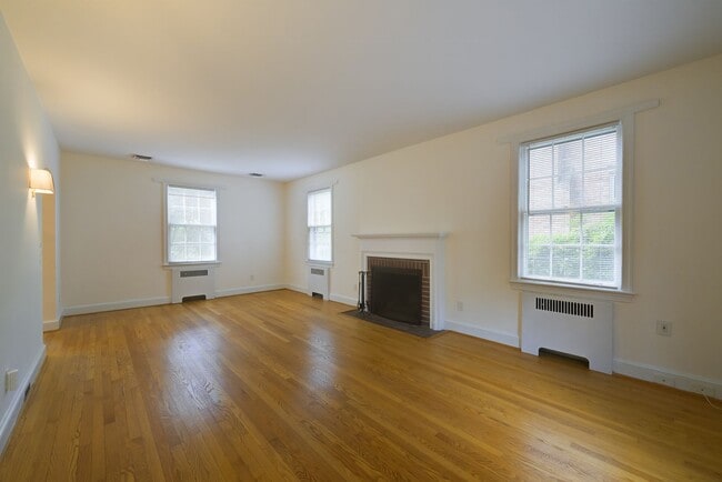 Building Photo - Charming & Spacious Colonial in N Cleveland Park w/Park-Like Rear Garden & Detached Garage