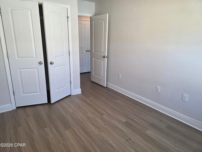 Building Photo - 106 Cascade Ln