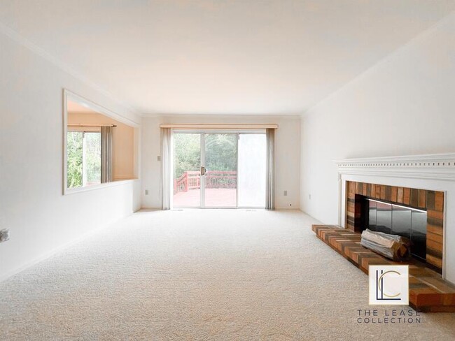 Building Photo - 15412 Overlea Ct