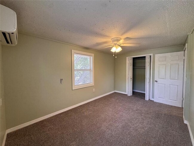 Building Photo - 538 Orange St