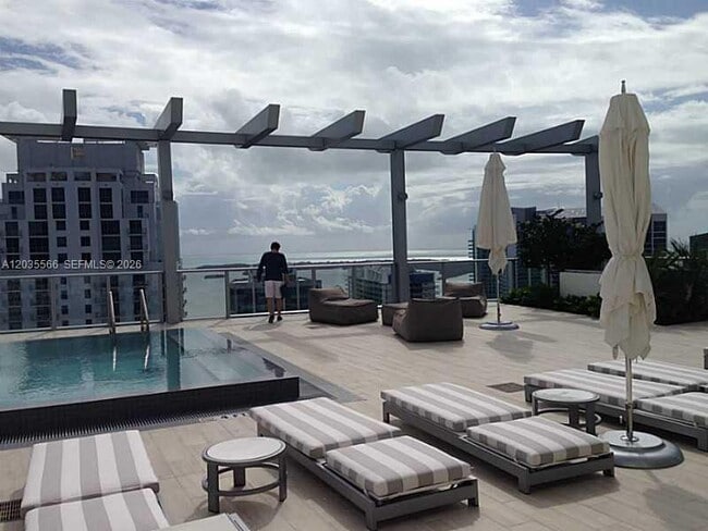 Building Photo - 1100 S Miami Ave