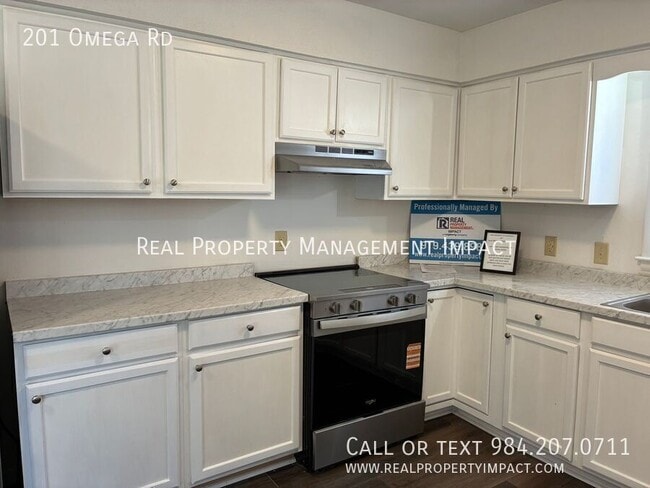 Building Photo - 201 Omega Rd