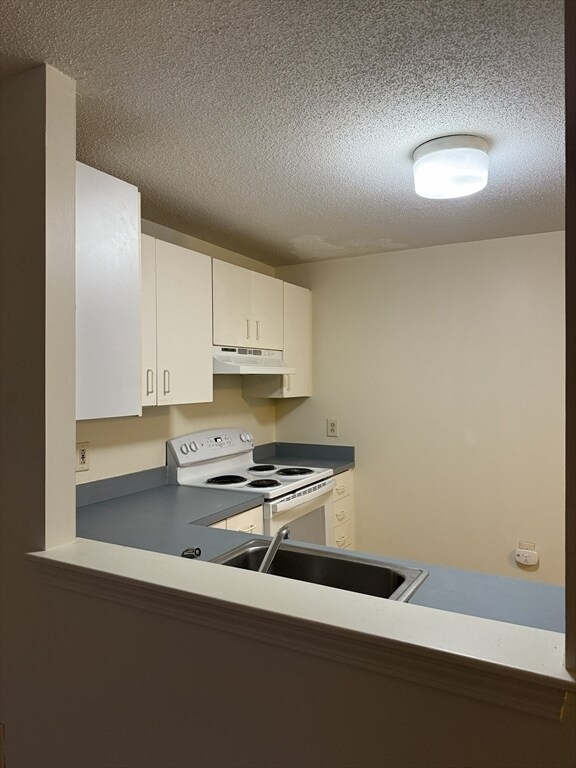 Building Photo - 5 5th St