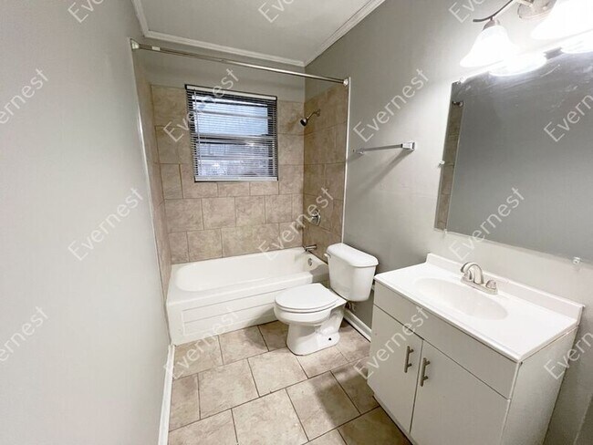 Building Photo - 7809 Bradley Dr
