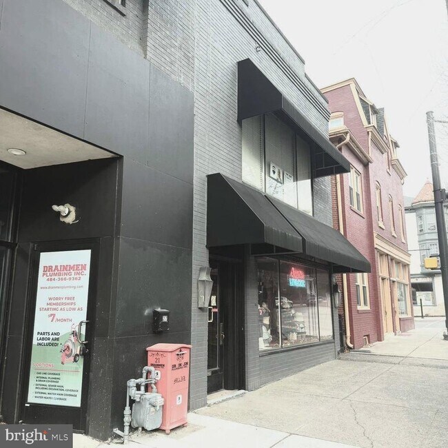 Building Photo - 27 N Hanover St