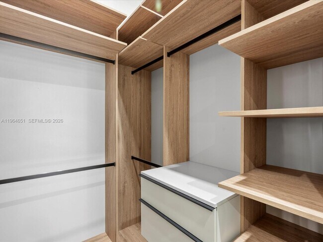 Building Photo - 871 NE 83rd St