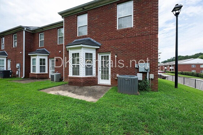 Building Photo - 7712 Autry Cir
