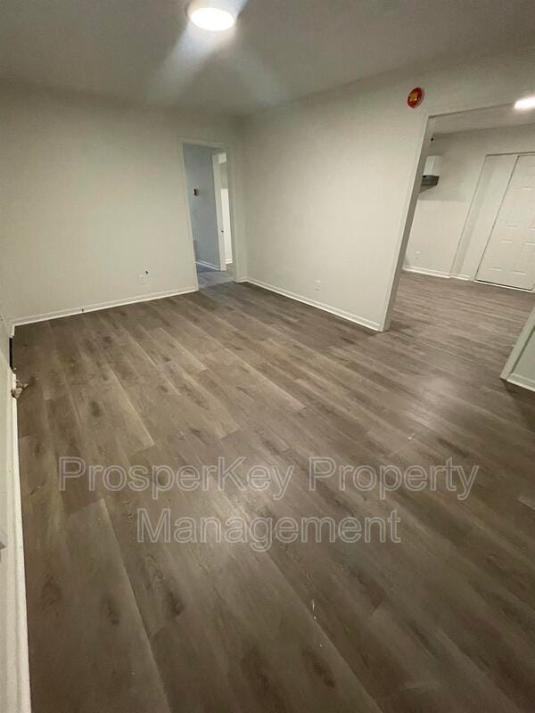 Building Photo - 418 E Northwoods Dr