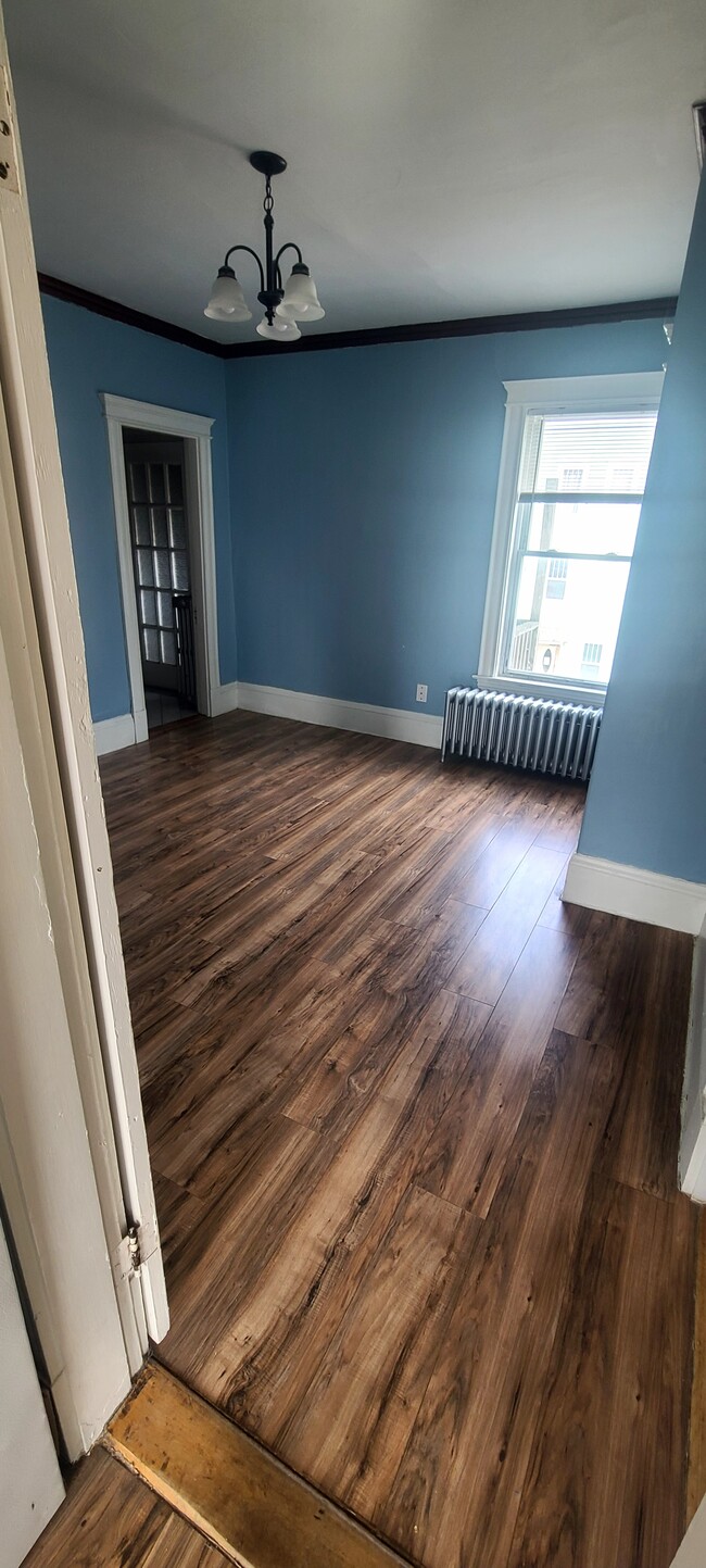 Building Photo - 33 Howard St