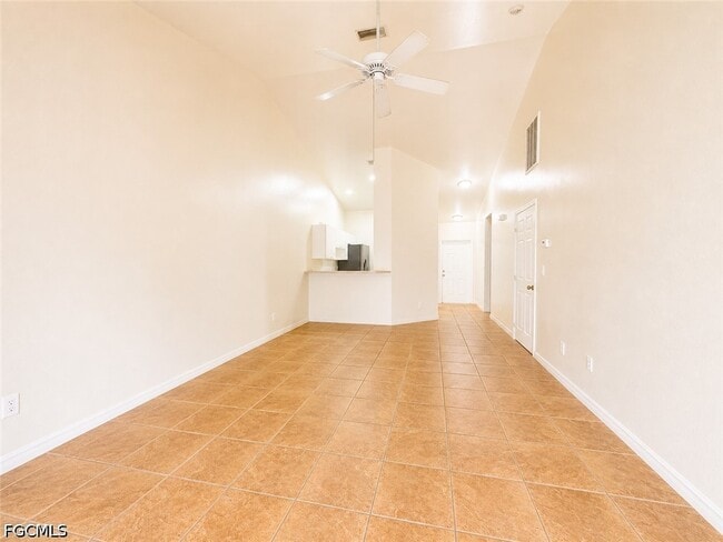 Building Photo - 509 NE 24th Pl