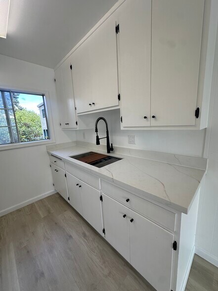 Building Photo - 2919 Fulton St