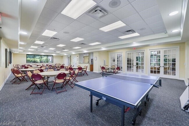 Building Photo - 8261 Pathfinder Loop