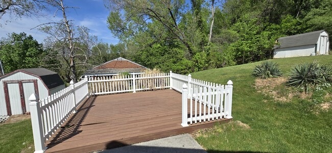 Building Photo - 1508 Blanton Ave SE