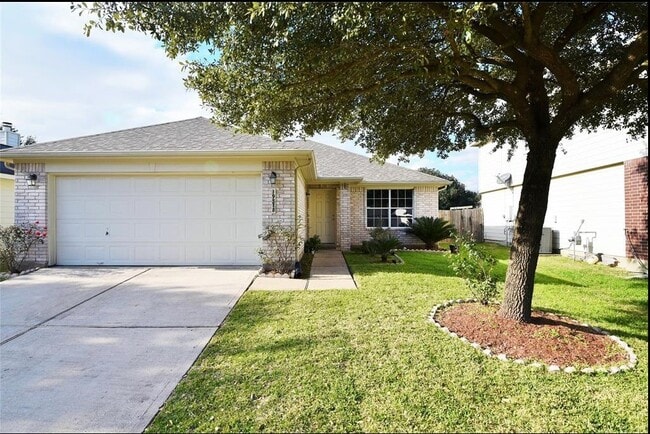 Building Photo - 19518 Ingham Dr
