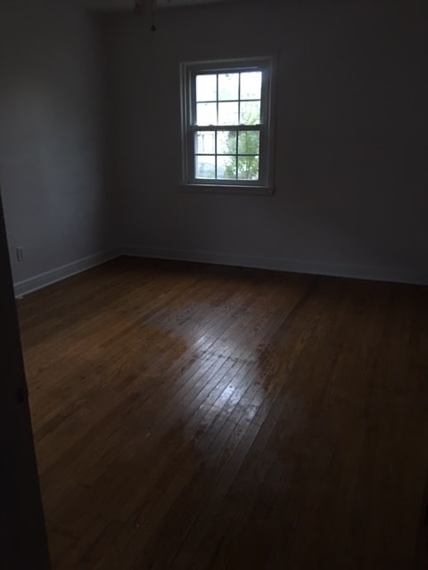 Building Photo - 2 Bedroom Rancher in Dunbar