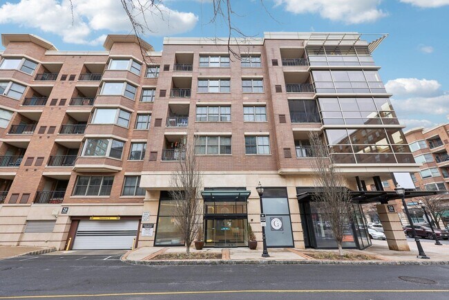 Building Photo - 20 Ave at Port Imperial