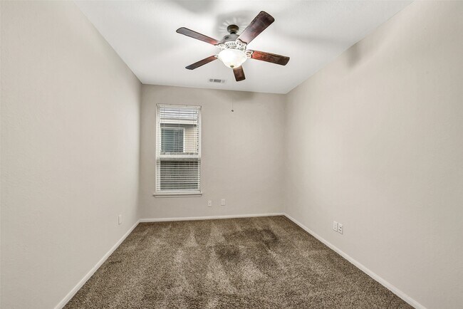 Building Photo - 28514 Jacob Bend Dr