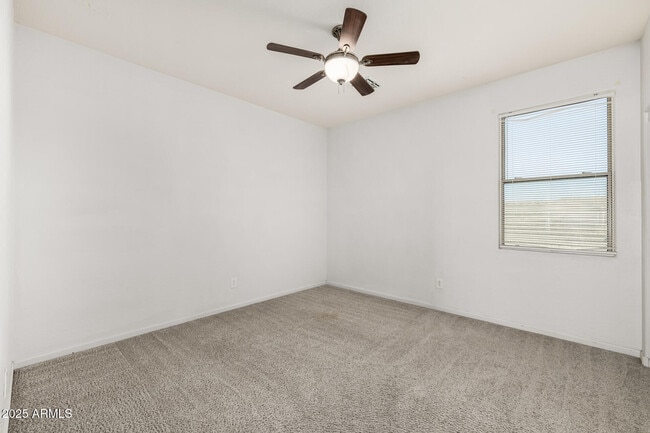 Building Photo - 3712 E Fruitvale Ave