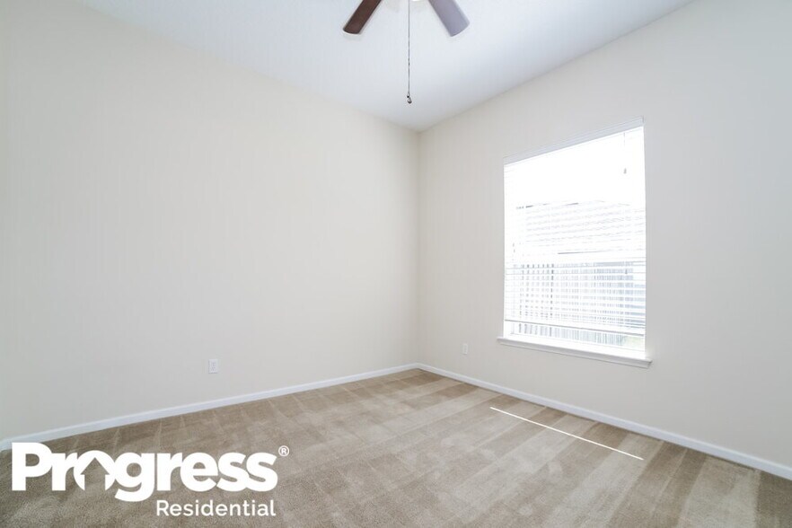 Building Photo - 4094 S Victoria Lakes Dr