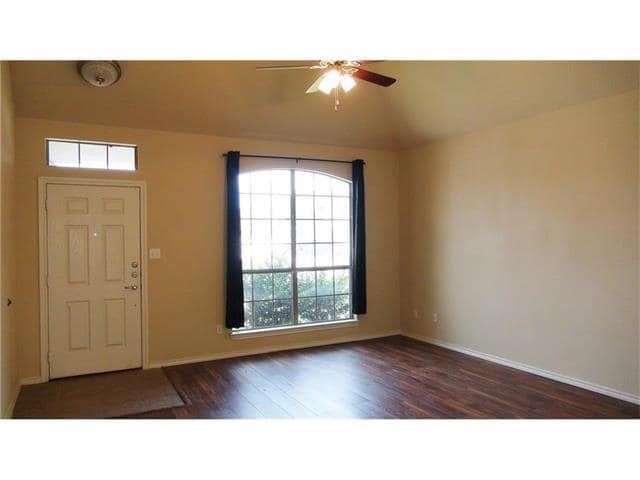 Building Photo - 260 Flatwood Dr