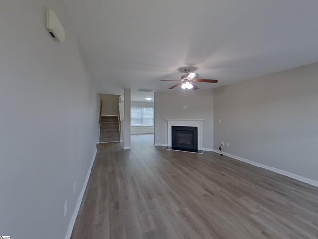 Building Photo - 117 Prairie Wolf Run
