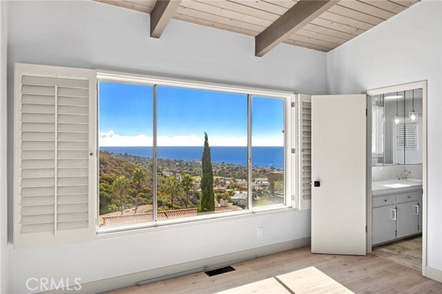 Building Photo - 1220 Anacapa Way