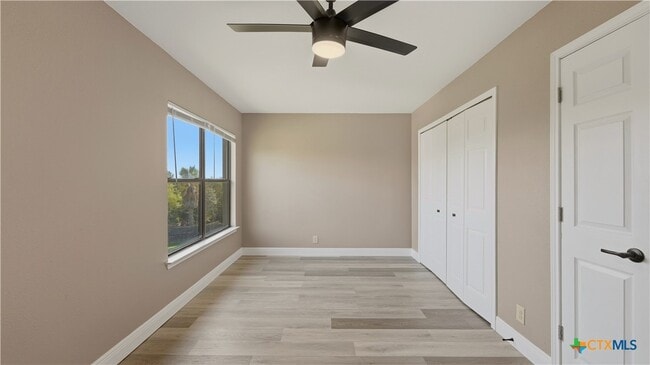 Building Photo - 7338 Raintree Forest