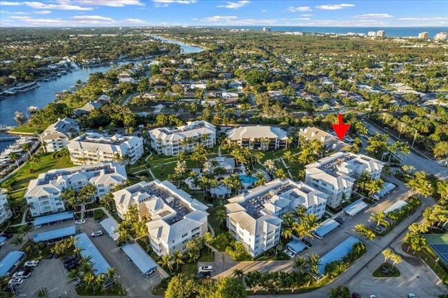 Building Photo - 143 Bay Colony Dr N