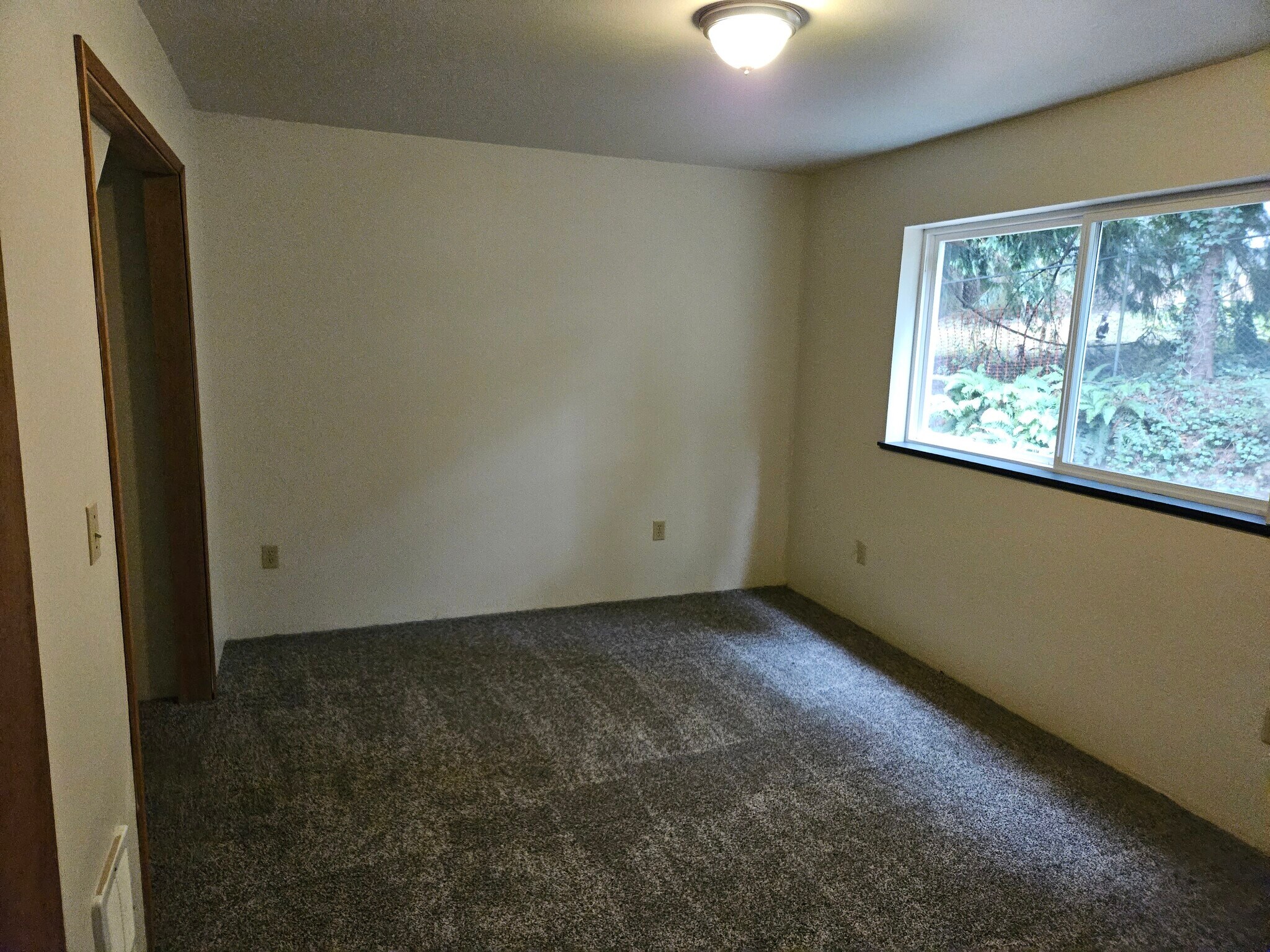 Building Photo - 60 East Falls Place