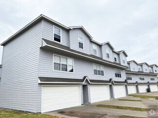Building Photo - 6710 S Utica Pl