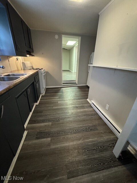 Building Photo - 320 Woodlawn Ave