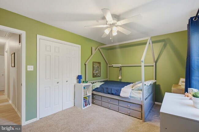 Building Photo - 2641 Dogwood Ln