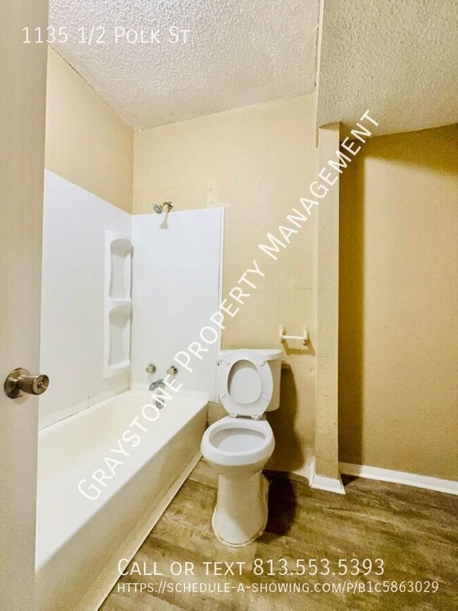 Building Photo - 1135 1/2 Polk St-