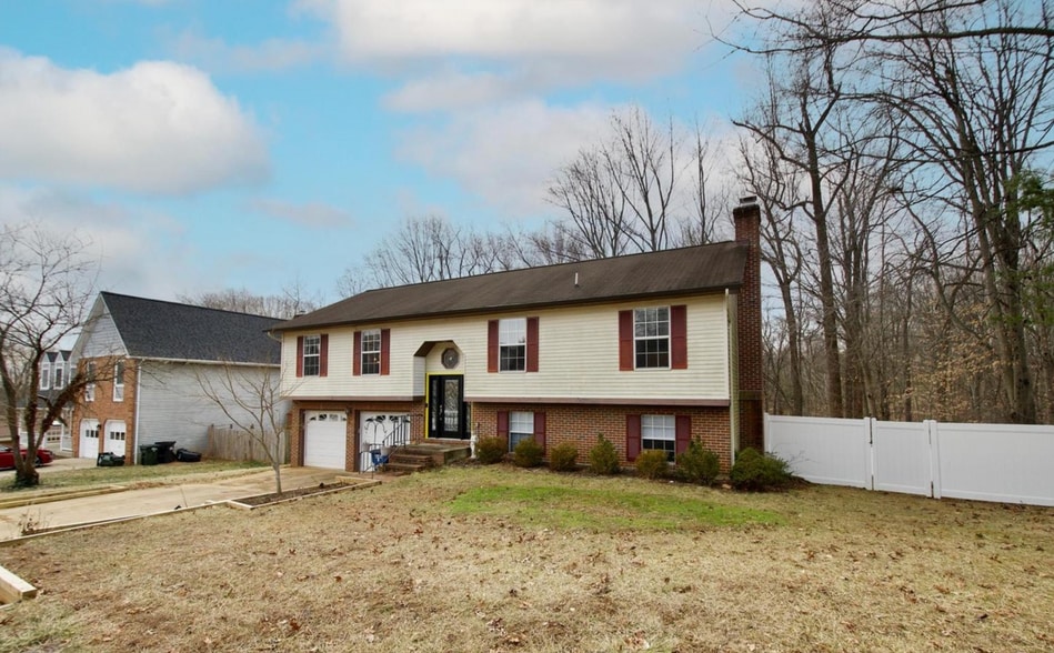 Building Photo - 15072 Barkwood Dr