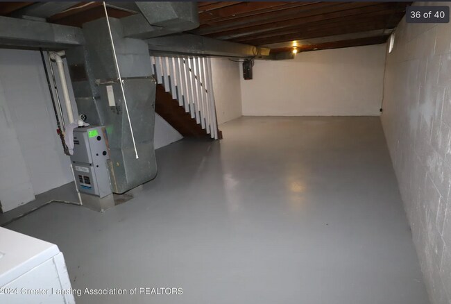 Building Photo - 3720 Malibu Dr